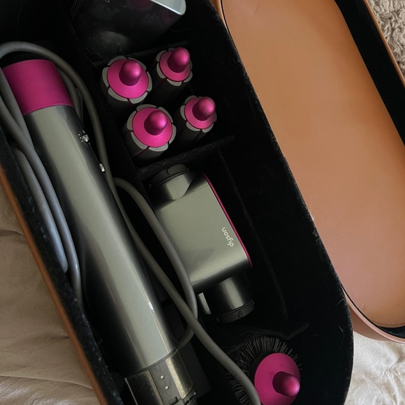 Dyson air wrap multi use - Picture 1 of 5